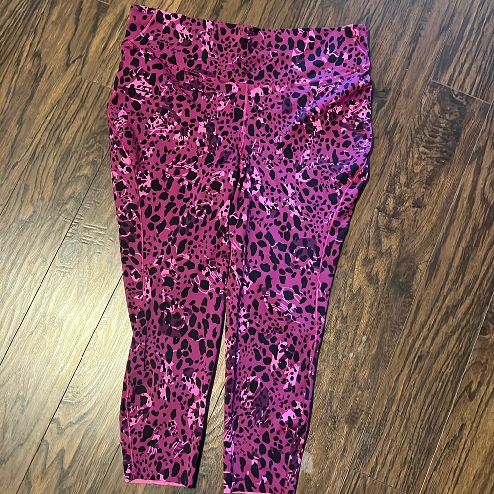 Lululemon Size 18 Pink Leopard print Leggings
